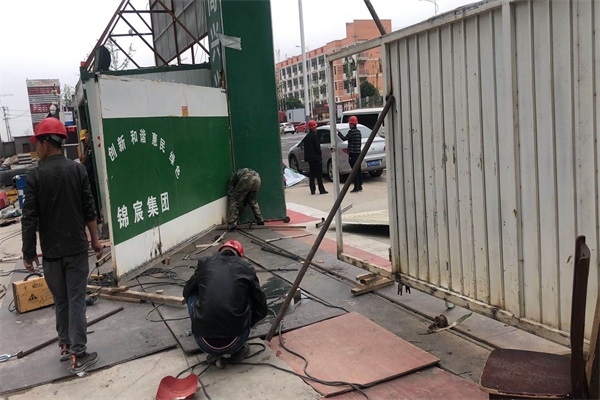 江苏锦宸集团有限公司选择徐州国产午夜免费啪视频观APP科技有限公司铁大门产品