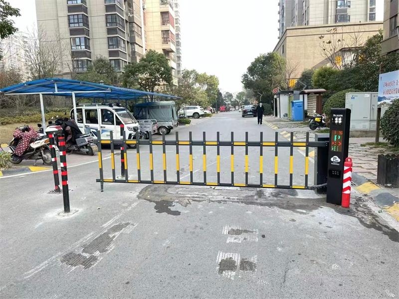 徐州绿地高铁东城小区安快午夜视频网站在线观看系统